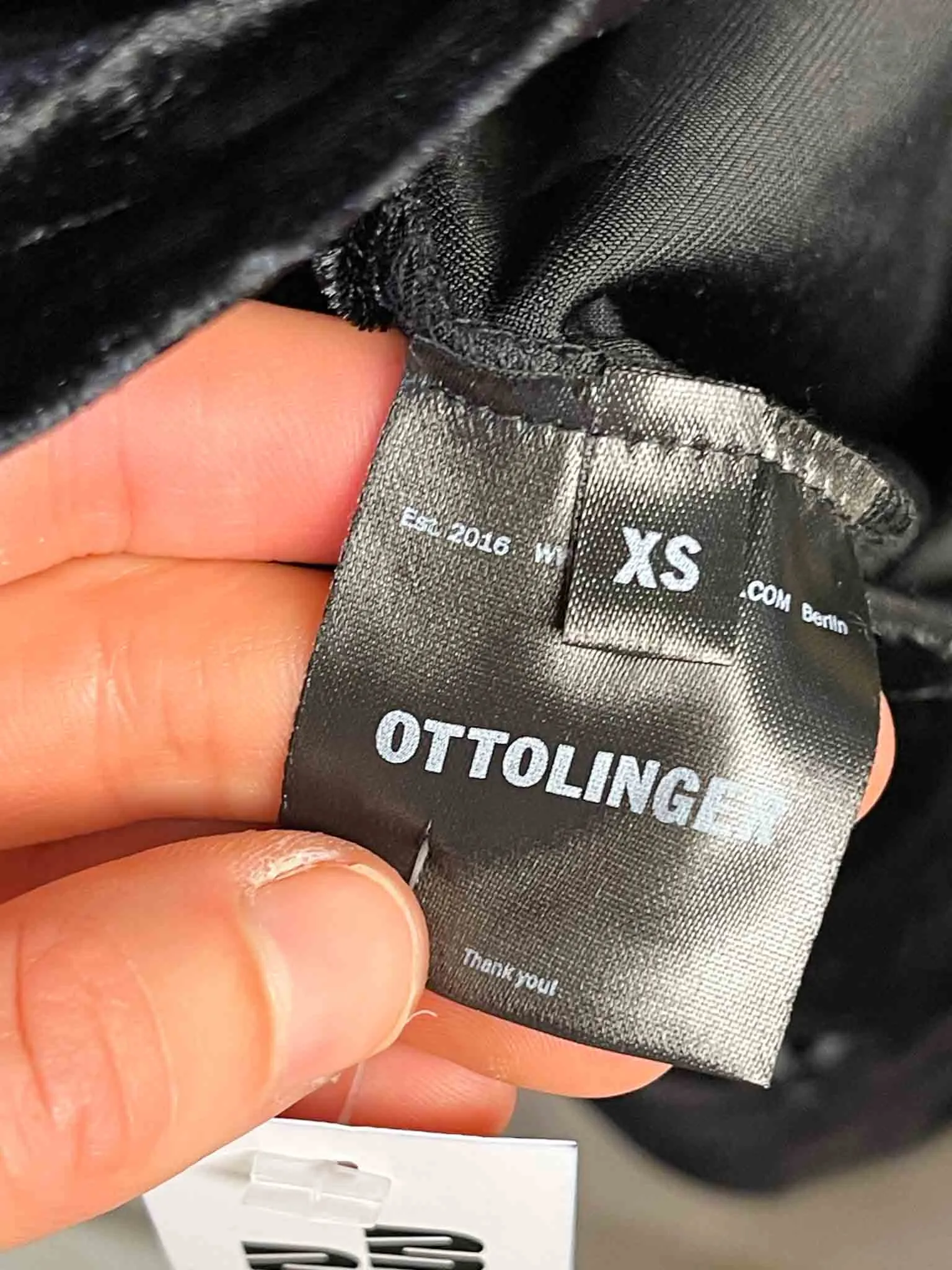 Size XS | Ottolinger Velvet Top